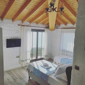 Classic Twin Room - Rastgele Akkum Otel (Seferihisar)