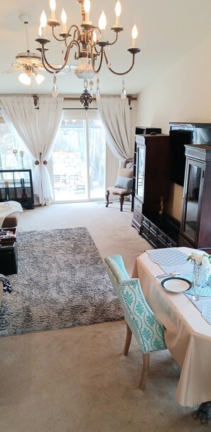 Smart TV, DVD player, video library