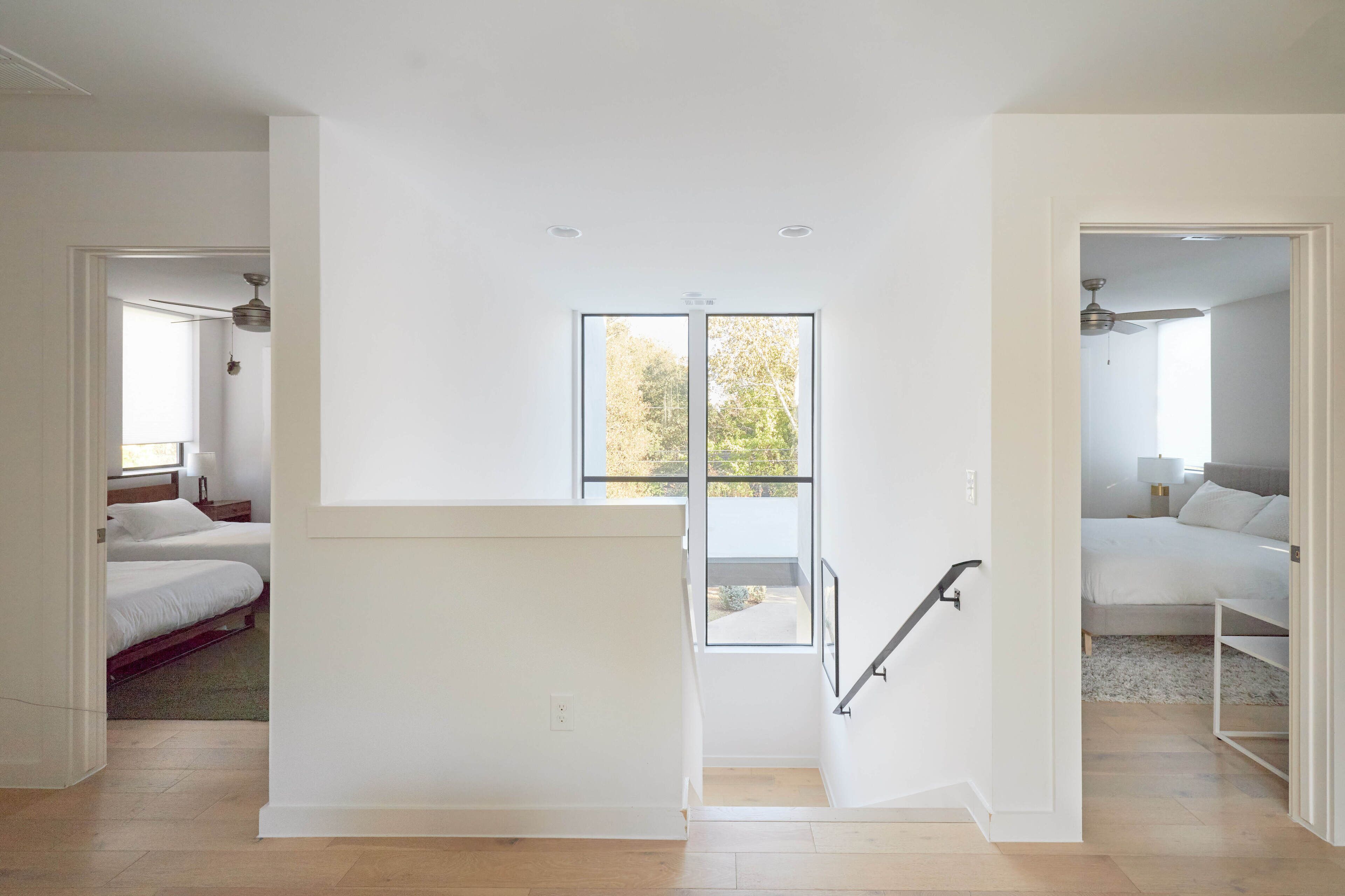 4 Schlafzimmer, Schreibtisch, Bügeleisen/Bügelbrett, Reisekinderbett