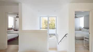 4 Schlafzimmer, Schreibtisch, BĂŒgeleisen/BĂŒgelbrett, Reisekinderbett