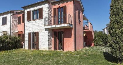 M347 - Marcelli, comfortable new three-room apartment with swimming pool and ga