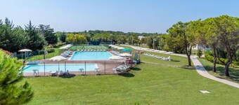 M348 - Marcelli, comfortable new three-room apartment with swimming pool and bal