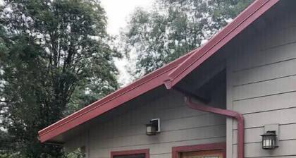 Quail Hollow, private studio