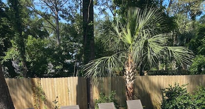 Best location - 3 minute walk to semi-private beach! Heated pool. Dog Friendly.