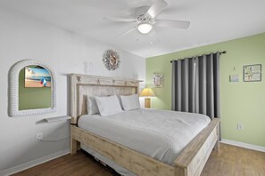 2 bedrooms, WiFi, bed sheets, wheelchair access
