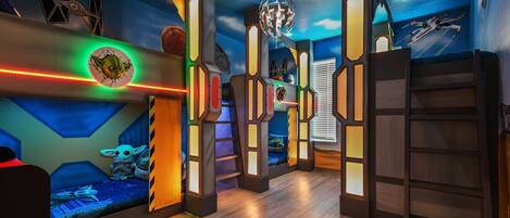 10 bedrooms, iron/ironing board, WiFi, bed sheets