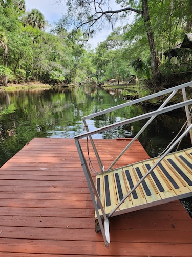 "High On The River" a quaint cabin resting along the upper Steinhatchee River.