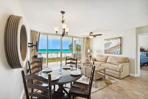 Dining - Gulf Front with Free Beach Service! (Panama City Beach)