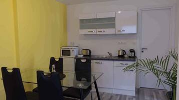 Fridge, microwave, stovetop, toaster