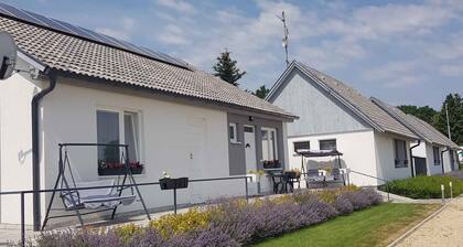 Studio very close to the thermal bath