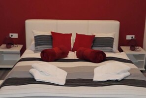 1 多间卧室、WiFi