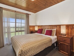 2 bedrooms, free WiFi