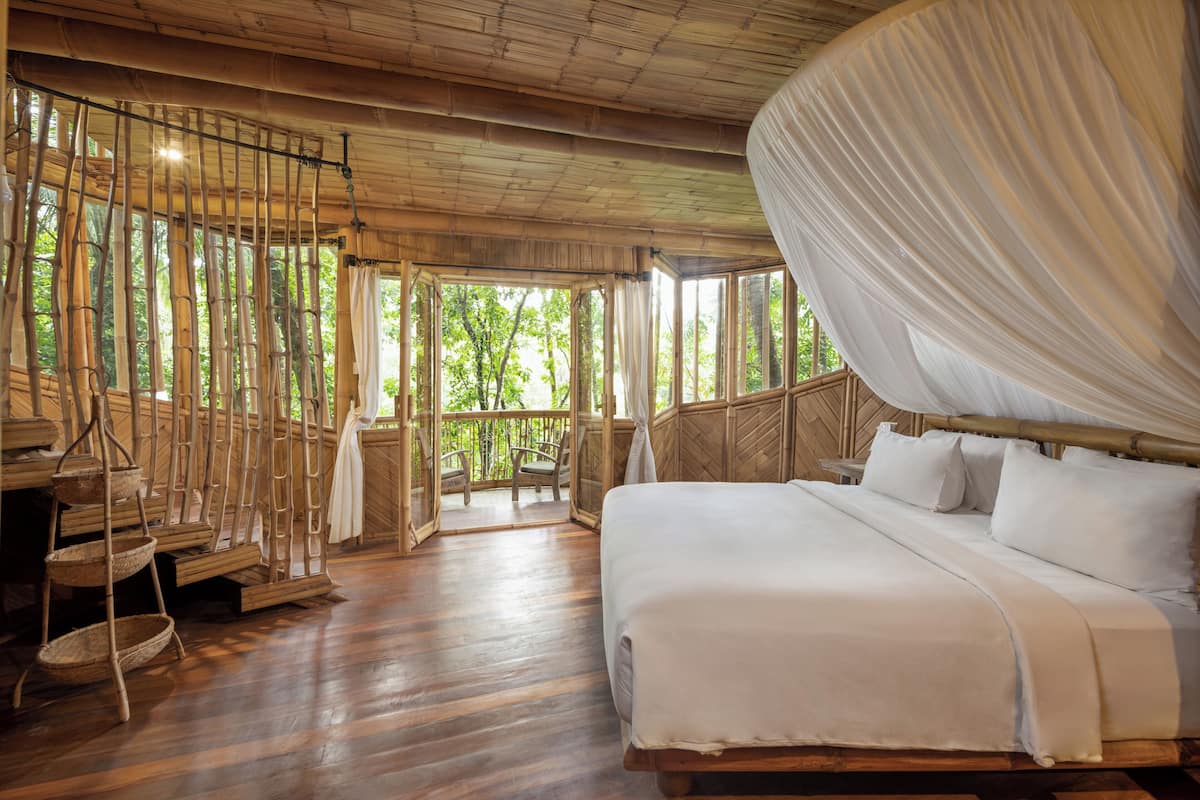 Villa | 1 bedroom, minibar, desk, free WiFi