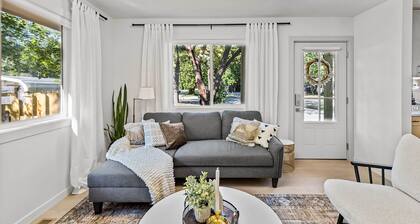 White Guesthouse with a Pool