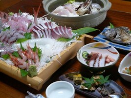 Comida y bebida