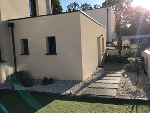 Terrace/patio - Quiet studio in the heart of Arradon (Arradon)