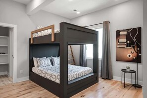 4 bedrooms, iron/ironing board, travel cot, WiFi