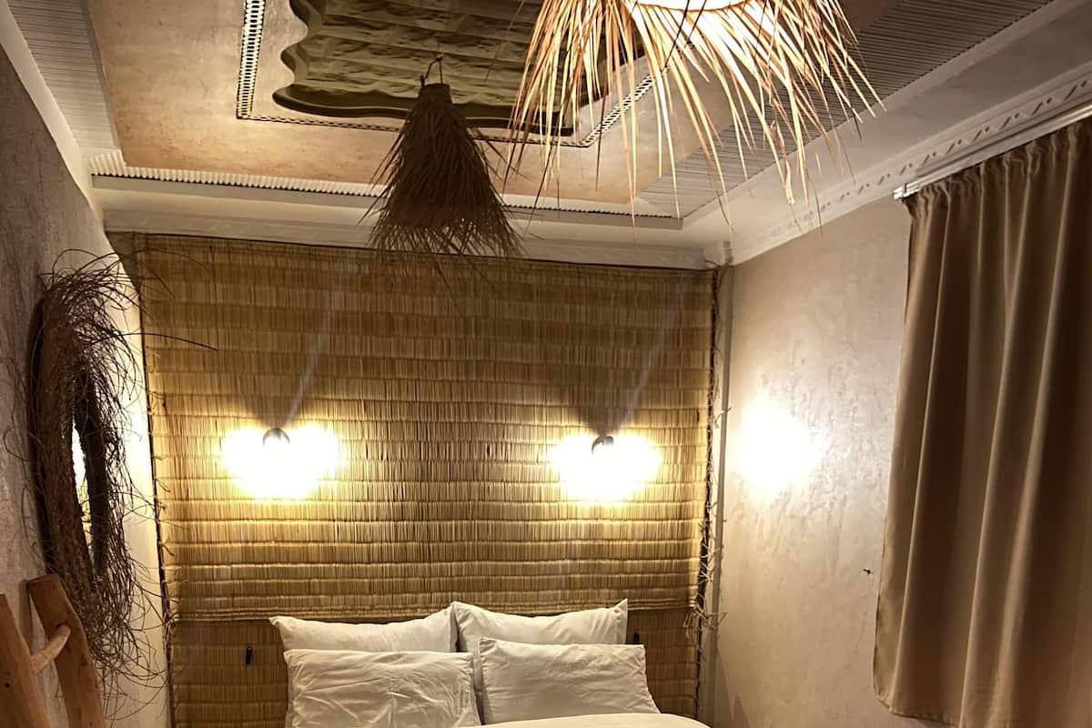 Romantische tweepersoonskamer | Gratis wifi, beddengoed