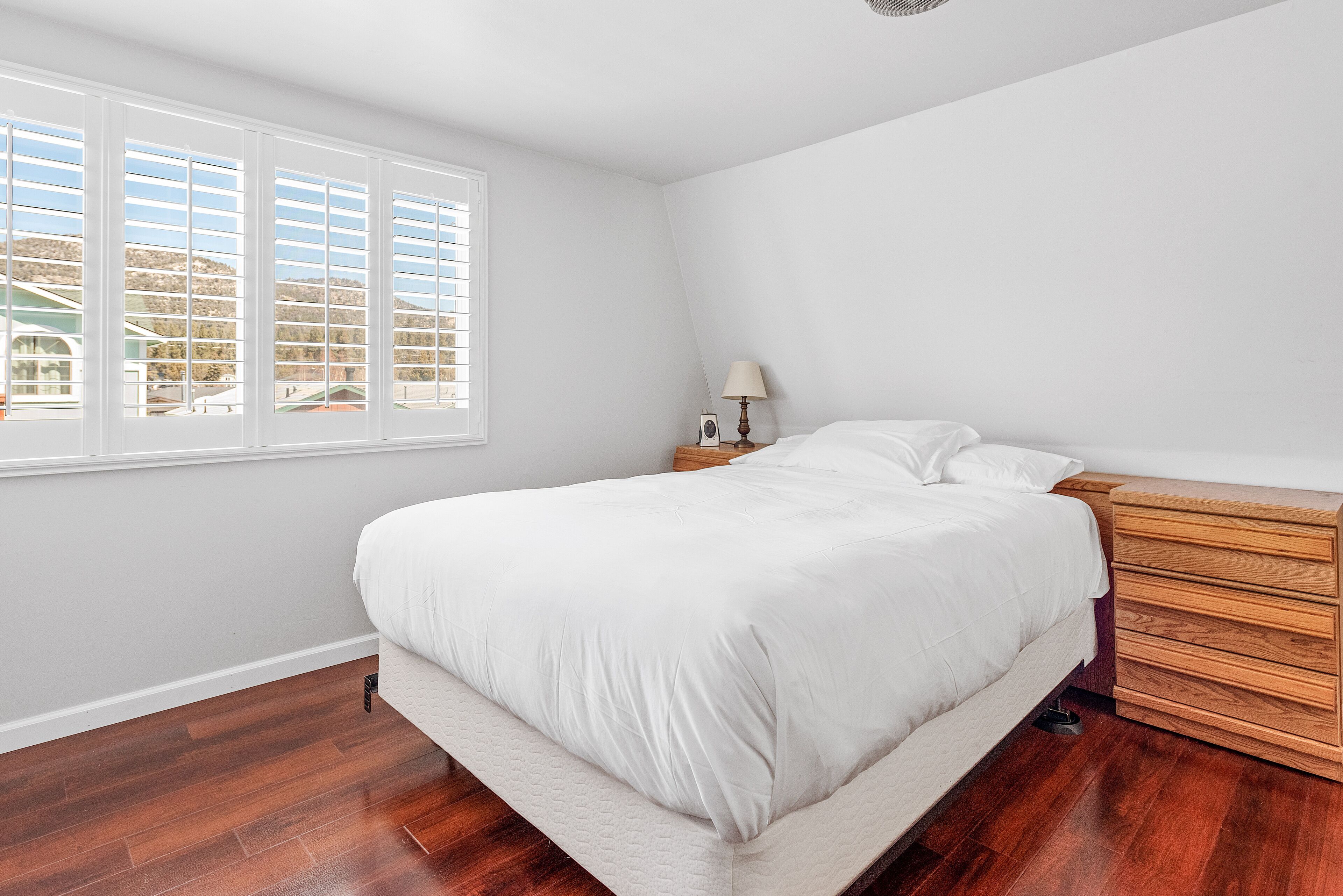 2 habitaciones, wifi gratis y ropa de cama 