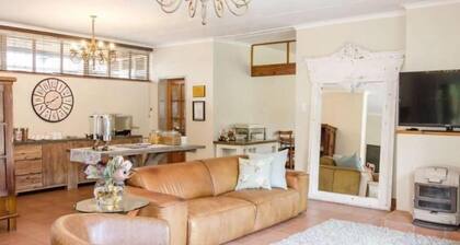 9 On Kromellenboog Guesthouse