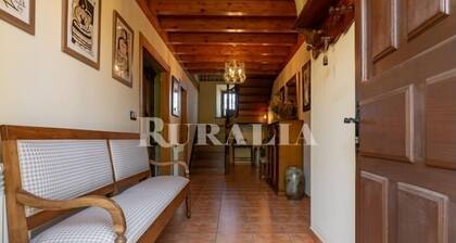 La Javariega - wheelchair-accessible country house in Colombres