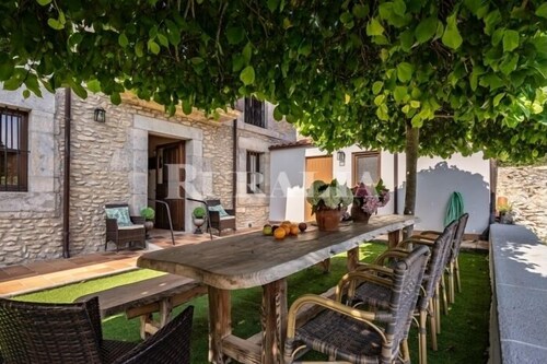 La Javariega - wheelchair-accessible country house in Colombres