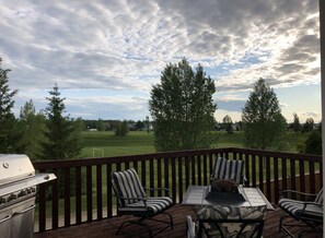 Outdoor dining - Majestic executive home with hot tub and pool table (Red Deer)