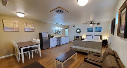 Majestic Mountain Paradise on the Mighty Columbia River