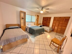 2 bedrooms, free WiFi, bed sheets