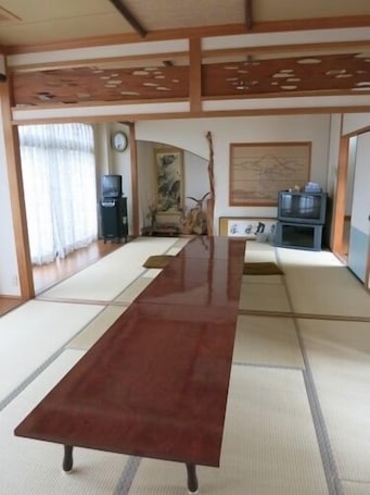 Interior. Minshuku Tomo