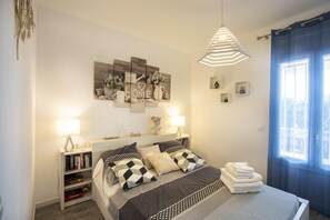 3 Schlafzimmer, Bügeleisen/Bügelbrett