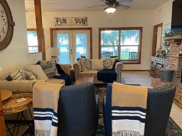 تلفزيون ذكي