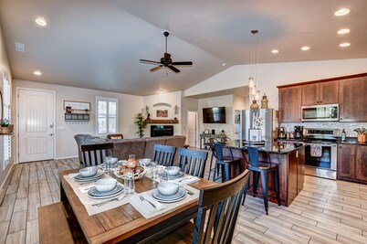 Located in the heart of Prescott just blocks away from Historic downtown square.