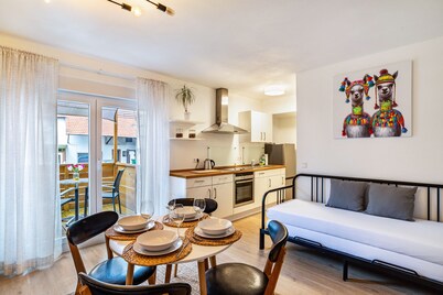 Aposto Apartment 1 with Private Terrace and Wi-Fi