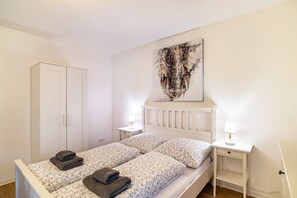 Wifi gratis y ropa de cama 