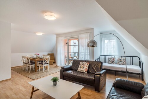 Aposto Apartment 3 with Balcony and Wi-Fi