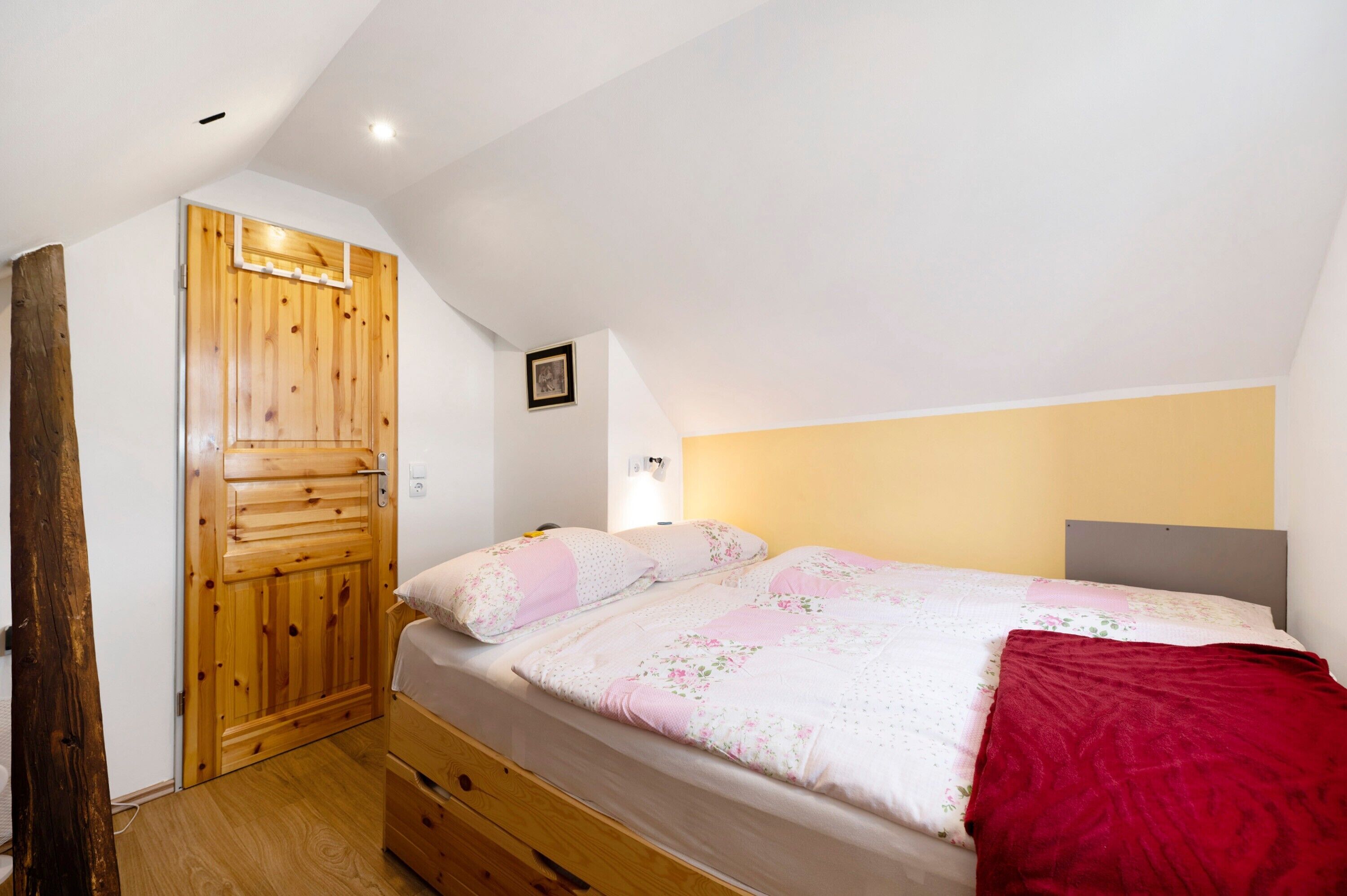 1 sovrum, strykjärn/strykbräda, gratis wi-fi och sängkläder