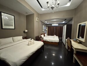 家庭房 (Deluxe) | 办公桌、笔记本电脑工作区、免费 WiFi