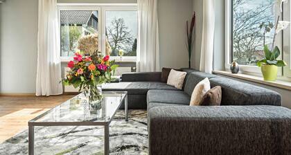 Apartment 'Fewo Hotz Am Golfclub Lindau 2a' with Mountain View, Private Terrace and Wi-Fi