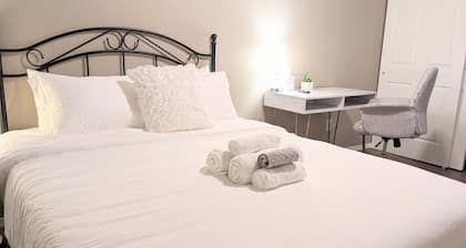 Beautiful Midtown Apartment - Huv