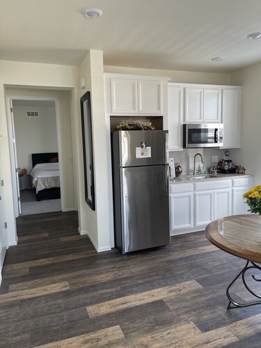 10 Minutes from Oldtown and I-25