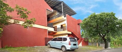 Fachada da propriedade