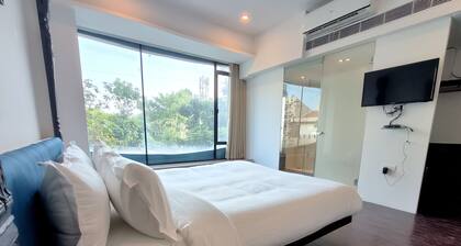 The Sky Imperial Hotel Yahvi