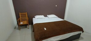 Standard Double Room | 1 bedroom, laptop workspace, free WiFi, bed sheets