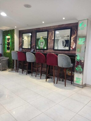 Restaurant - Falcon pyramids inn (Giza)