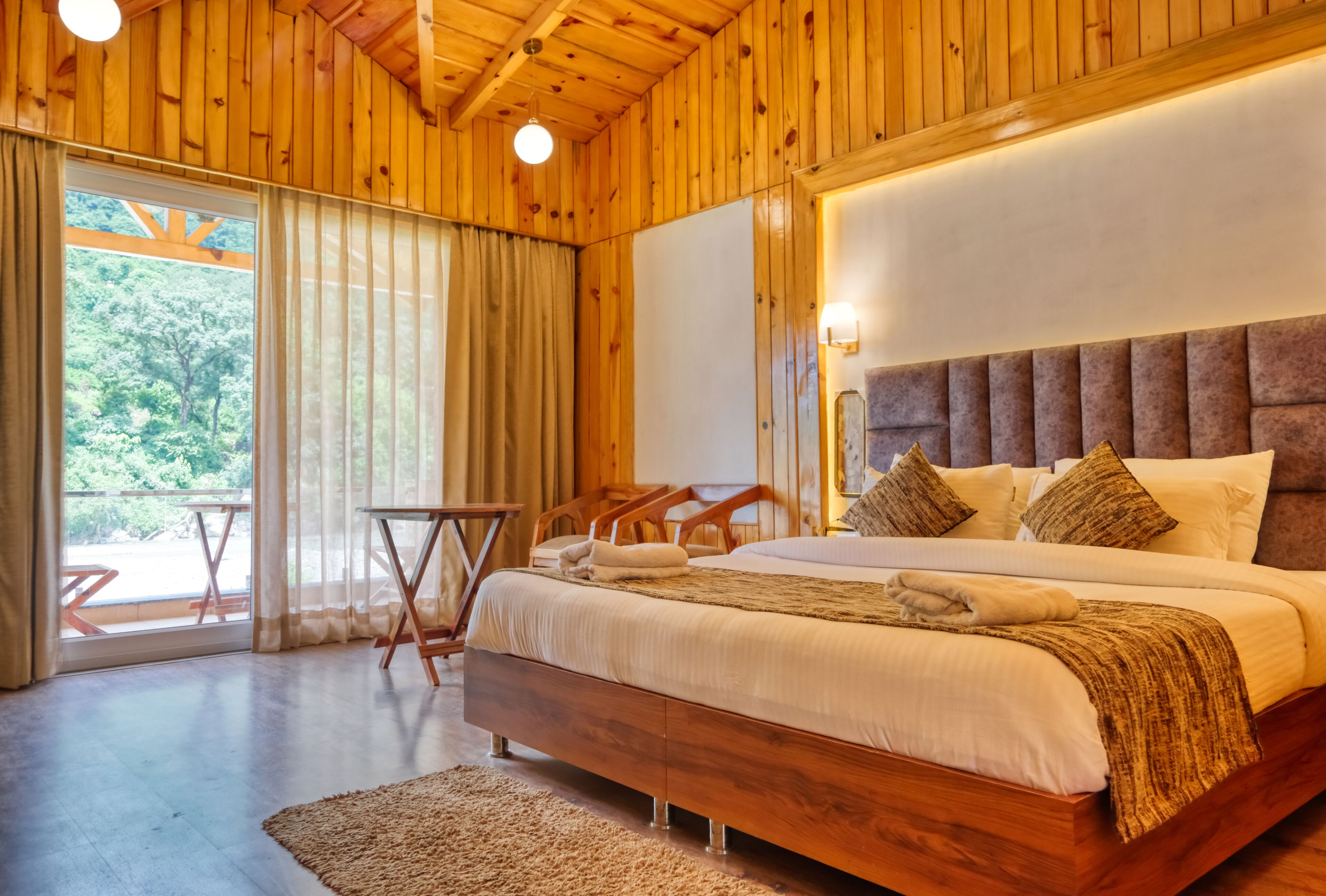 Habitación de lujo | Sábanas de algodón egipcio y ropa de cama de alta calidad