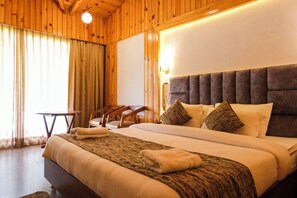 Chambre Deluxe double | Draps en coton égyptien, literie de qualité