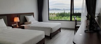 Ha Long Bay TC Hotel