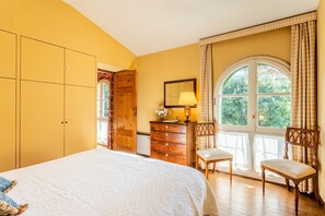 1 bedroom, WiFi, bed sheets - Country house (lucca)