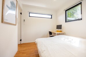 3 chambres, bureau, fer et planche à repasser, Wi-Fi gratuit